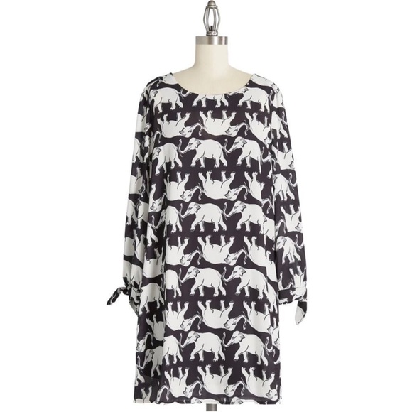 Modcloth Dresses & Skirts - NWT Elephant Day Parade Shift Dress